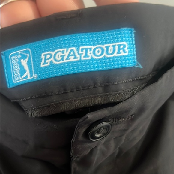 PGA Tour Black Flat Front Shorts Casual Style - Picture 2 of 3